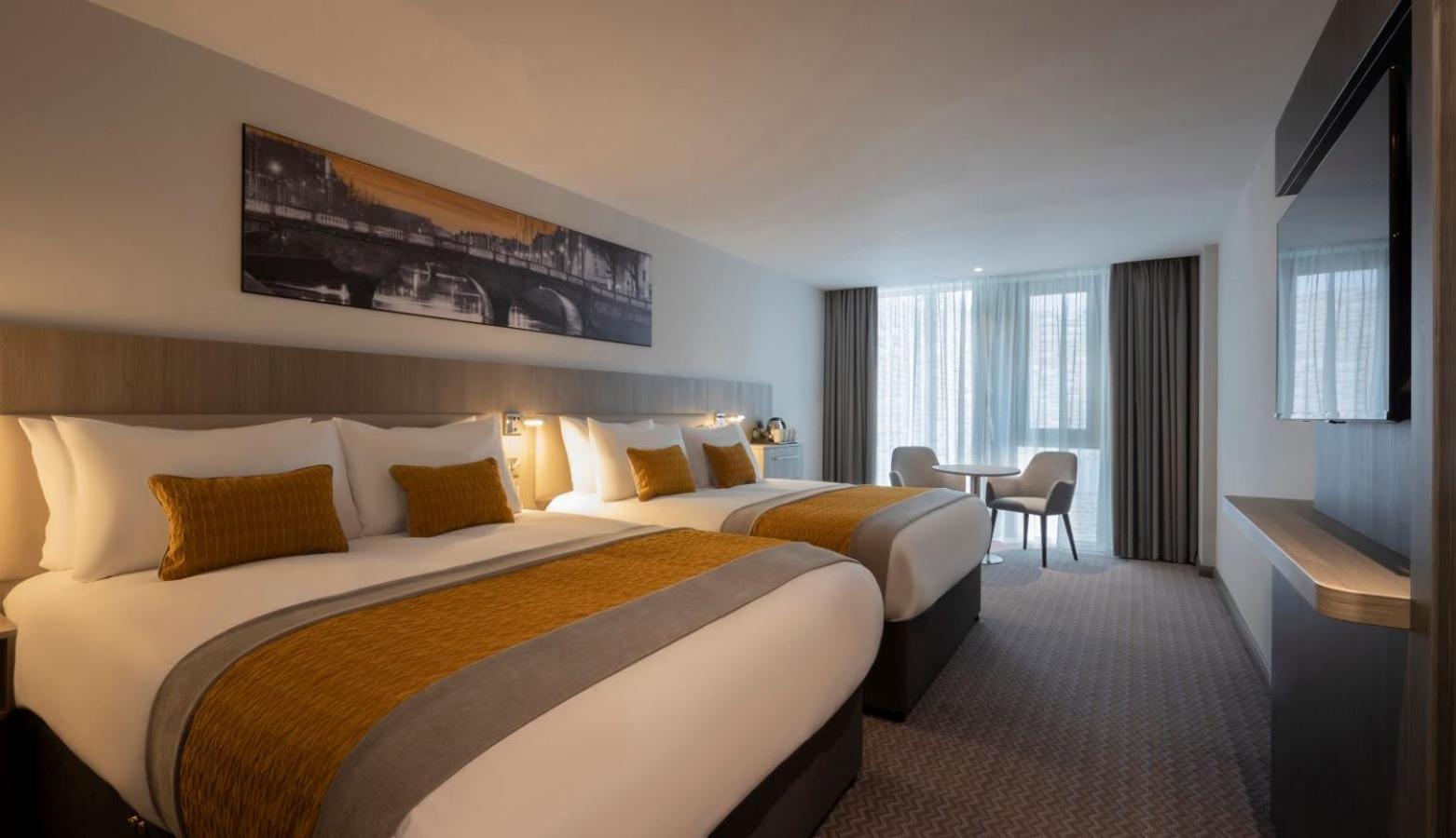 Maldron Hotel Merrion Road Дублин Экстерьер фото