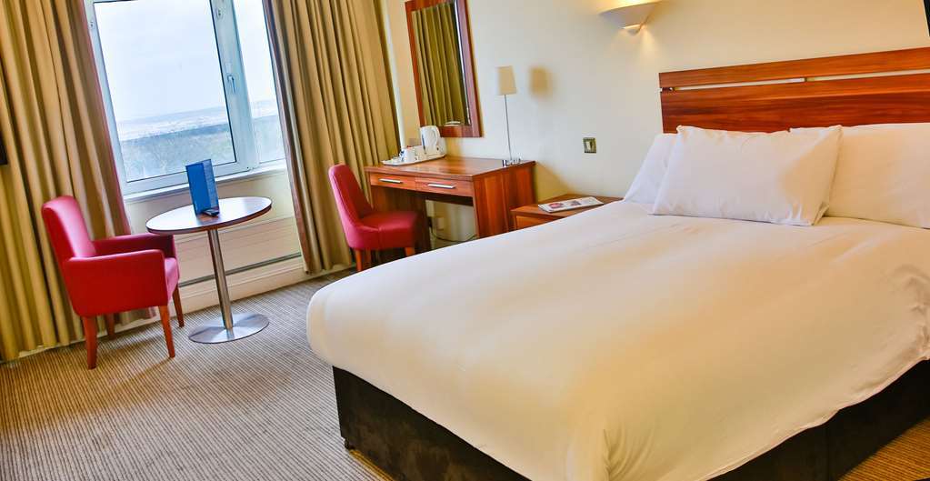 Maldron Hotel Merrion Road Дублин Экстерьер фото
