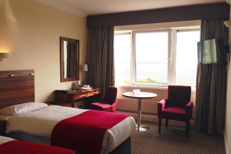 Maldron Hotel Merrion Road Дублин Экстерьер фото