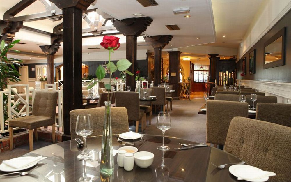 Maldron Hotel Merrion Road Дублин Экстерьер фото